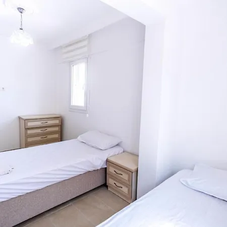 Lovely House Near Beach With Backyard In Apartamento Fethiye